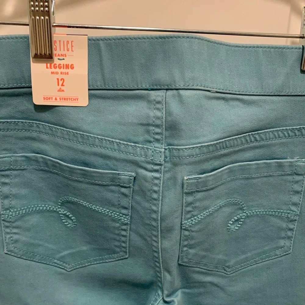 Justice Stylish Soft & Stretchy Blue Girl’s Mid Rise Leggings. Size:12.Brand New